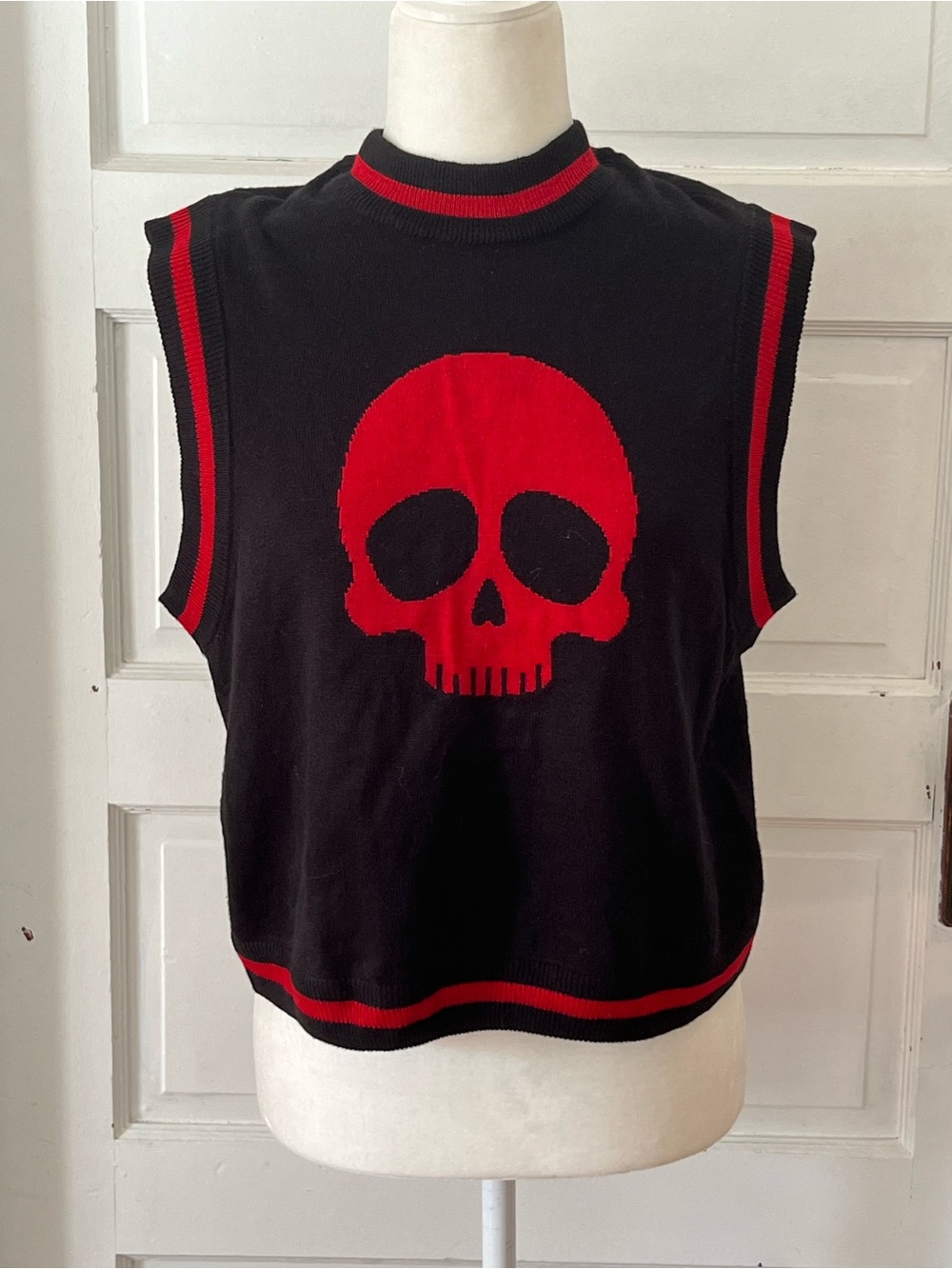 Hot Topic | Red Skull Sweater Vest